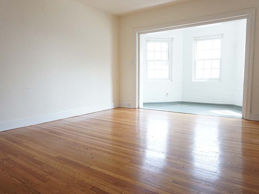 Unfurnished and spacious living room space in an apartment at Edgehill Court in Bala Cynwyd, PA.
