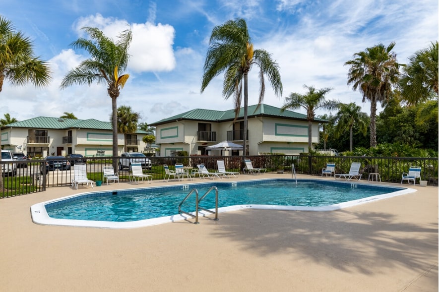Sabal Palm Villas - Pool